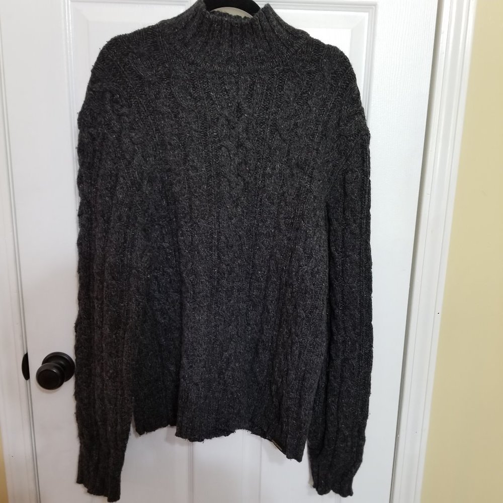 Cable knit Turtle Neck Wool Blend Sweater,